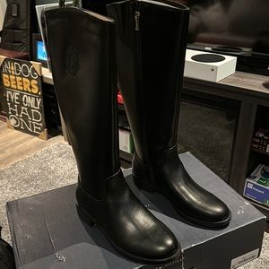 022 Tommy Hilfiger Ryding Boots Brand New